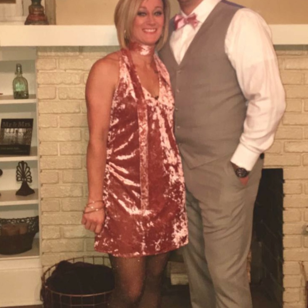 Dress - Picture 4 of 4